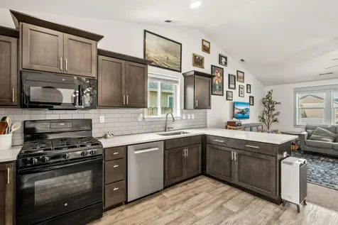 3546 Durst Street Medford OR 97504