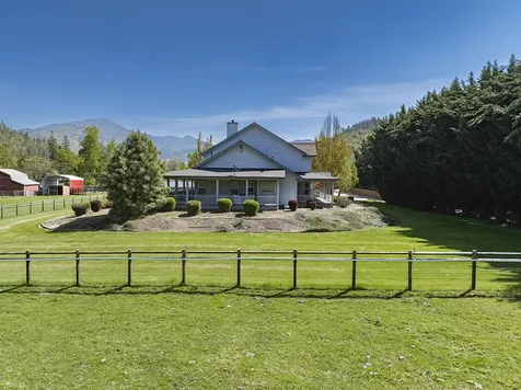 206 Blue Water Lane Grants Pass OR 97527