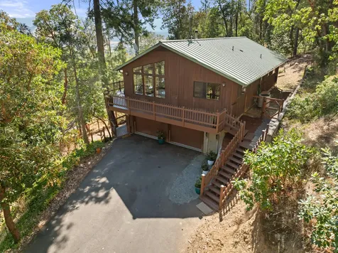 694 Timberlake Drive Ashland OR 97520