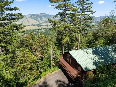 694 Timberlake Drive Ashland OR 97520