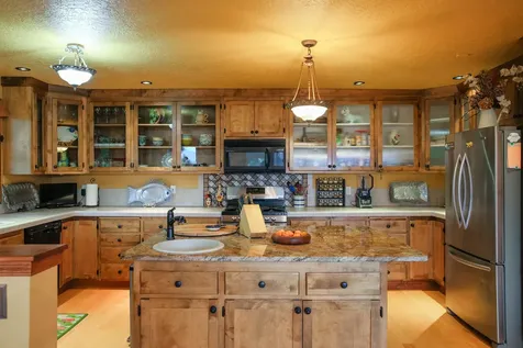 981 Wild Plum Alley Klamath Falls OR 97601