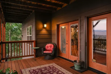 981 Wild Plum Alley Klamath Falls OR 97601