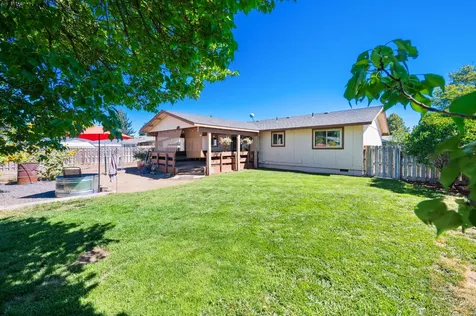 775 SE Juniper Street Prineville OR 97754