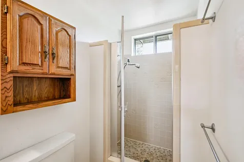 1015 Oneida Circle Ashland OR 97520