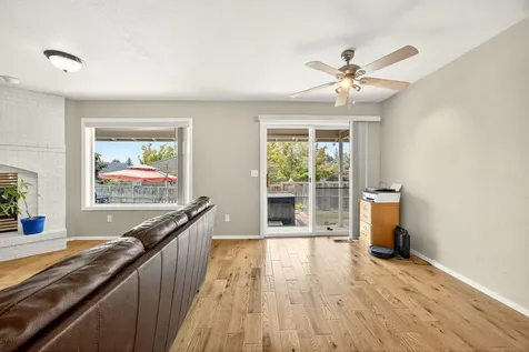 2209 Gene Cameron Way Medford OR 97504