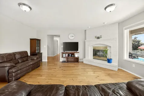 2209 Gene Cameron Way Medford OR 97504