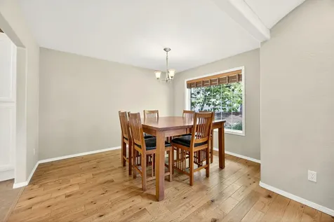 2209 Gene Cameron Way Medford OR 97504