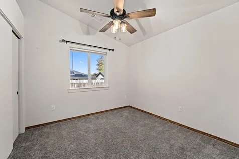 1595 S Columbus Avenue Medford OR 97501