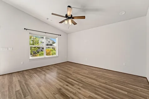 1595 S Columbus Avenue Medford OR 97501