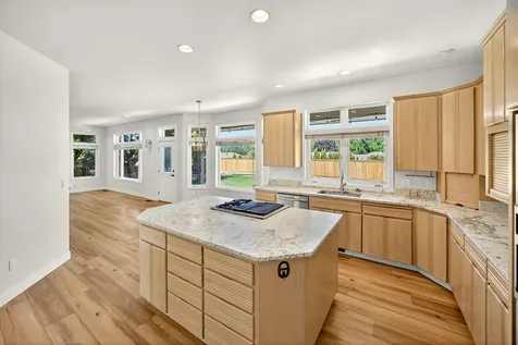 468 Sterling Point Court Medford OR 97504