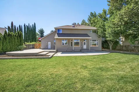 468 Sterling Point Court Medford OR 97504
