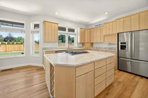 468 Sterling Point Court Medford OR 97504