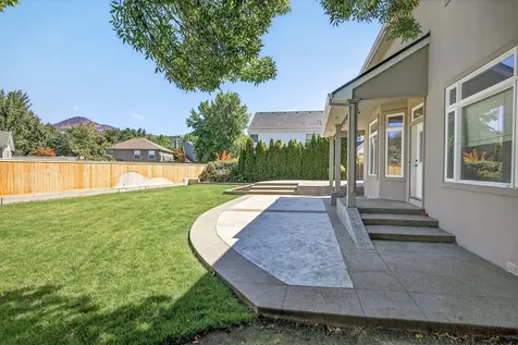 468 Sterling Point Court Medford OR 97504
