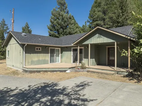 781 Cheney Creek Road Grants Pass OR 97527