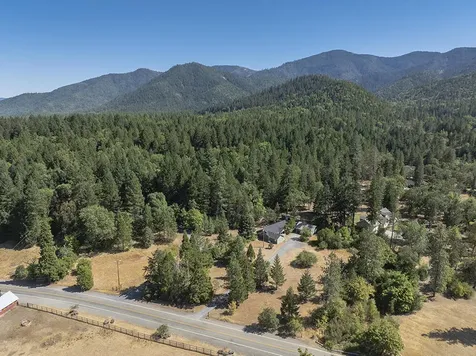 781 Cheney Creek Road Grants Pass OR 97527