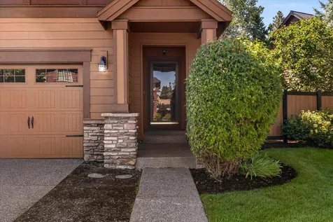20261 Ellie Lane Bend OR 97703