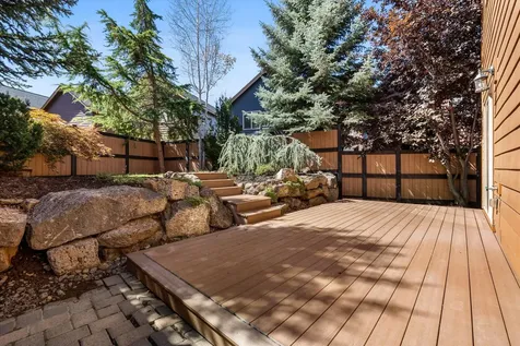 20261 Ellie Lane Bend OR 97703