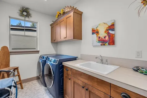 1668 SE Texas Circle Prineville OR 97754
