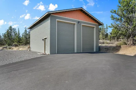 1668 SE Texas Circle Prineville OR 97754