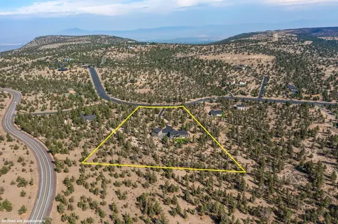 1668 SE Texas Circle Prineville OR 97754