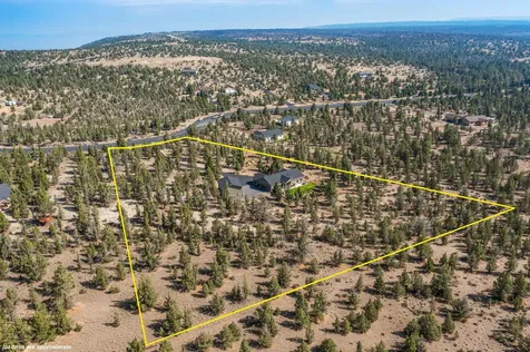 1668 SE Texas Circle Prineville OR 97754