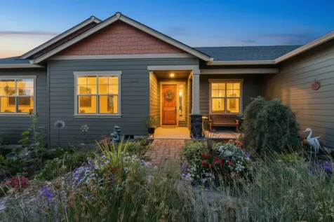 1668 SE Texas Circle Prineville OR 97754