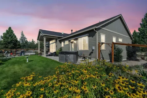1668 SE Texas Circle Prineville OR 97754