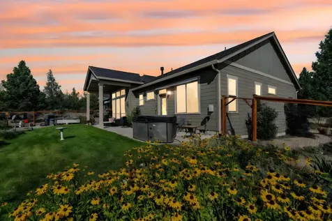 1668 SE Texas Circle Prineville OR 97754