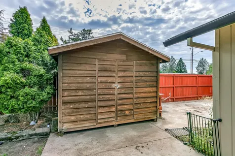 3004 Cheltenham Way Medford OR 97504