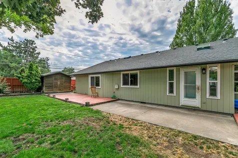 3004 Cheltenham Way Medford OR 97504