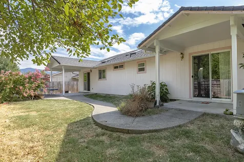 1710 Blue Moon Lane Grants Pass OR 97527