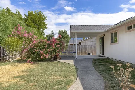 1710 Blue Moon Lane Grants Pass OR 97527