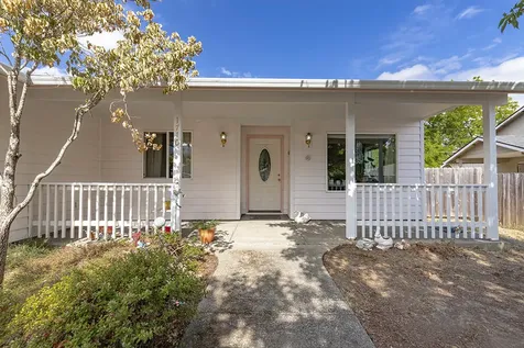 1710 Blue Moon Lane Grants Pass OR 97527
