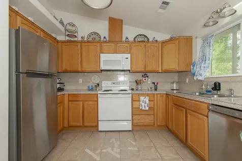 1710 Blue Moon Lane Grants Pass OR 97527