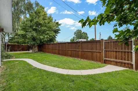 999 NE Del Rio Avenue Prineville OR 97754