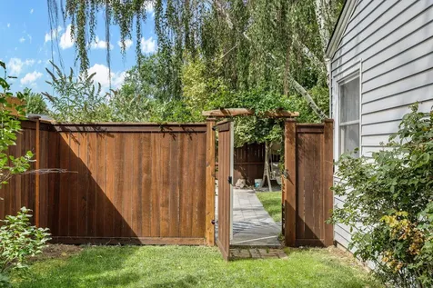 999 NE Del Rio Avenue Prineville OR 97754