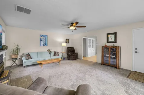 999 NE Del Rio Avenue Prineville OR 97754