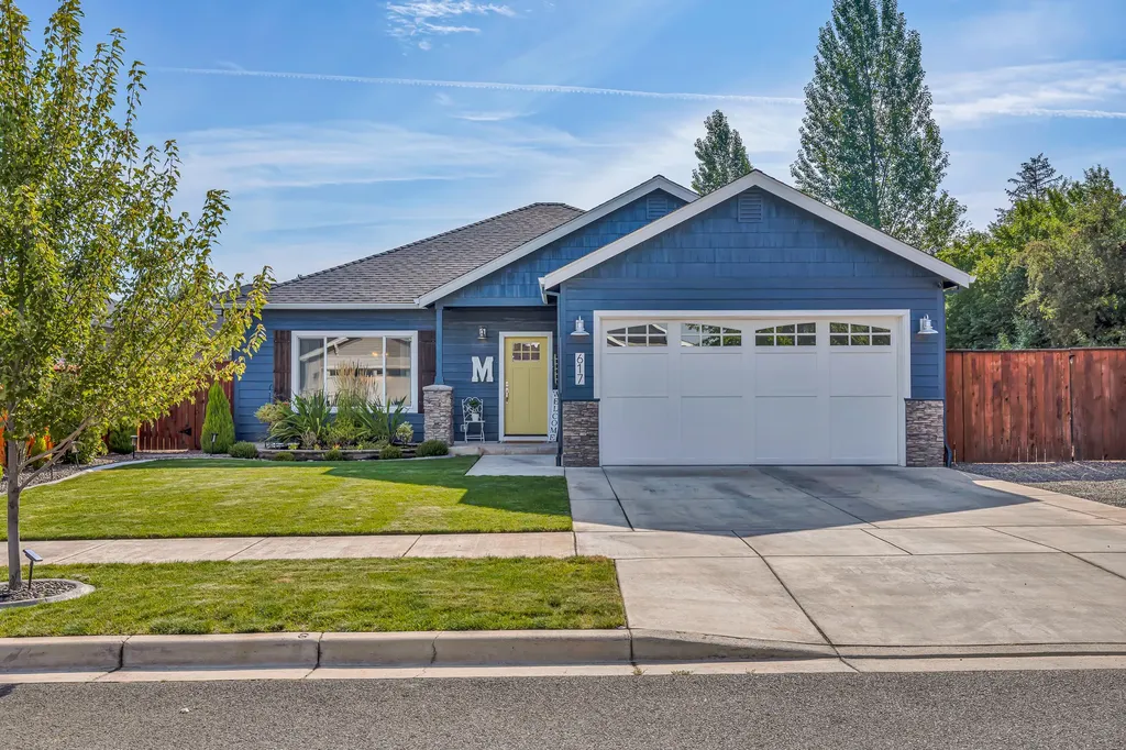 617 Tivoli Drive Medford OR 97501