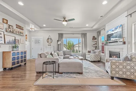 617 Tivoli Drive Medford OR 97501