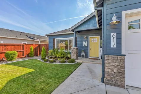 617 Tivoli Drive Medford OR 97501
