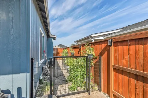 617 Tivoli Drive Medford OR 97501