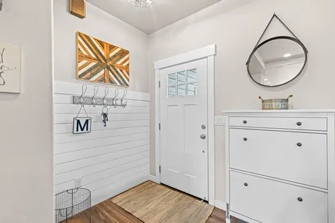 617 Tivoli Drive Medford OR 97501