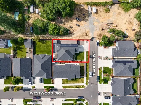 617 Tivoli Drive Medford OR 97501