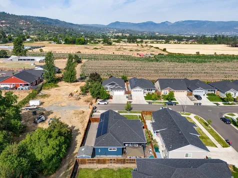 617 Tivoli Drive Medford OR 97501