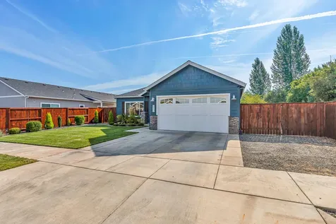 617 Tivoli Drive Medford OR 97501