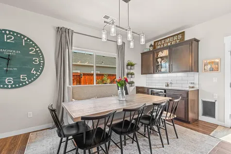 617 Tivoli Drive Medford OR 97501