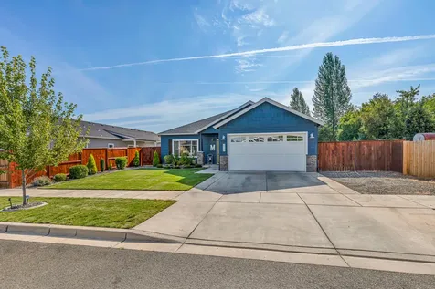617 Tivoli Drive Medford OR 97501
