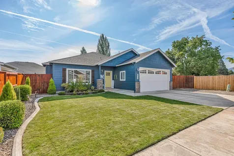 617 Tivoli Drive Medford OR 97501