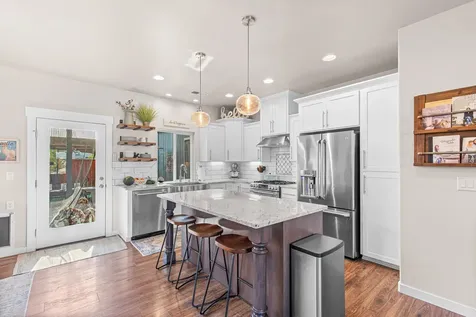 617 Tivoli Drive Medford OR 97501