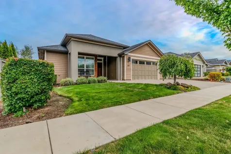 327 Kansas Drive Medford OR 97504